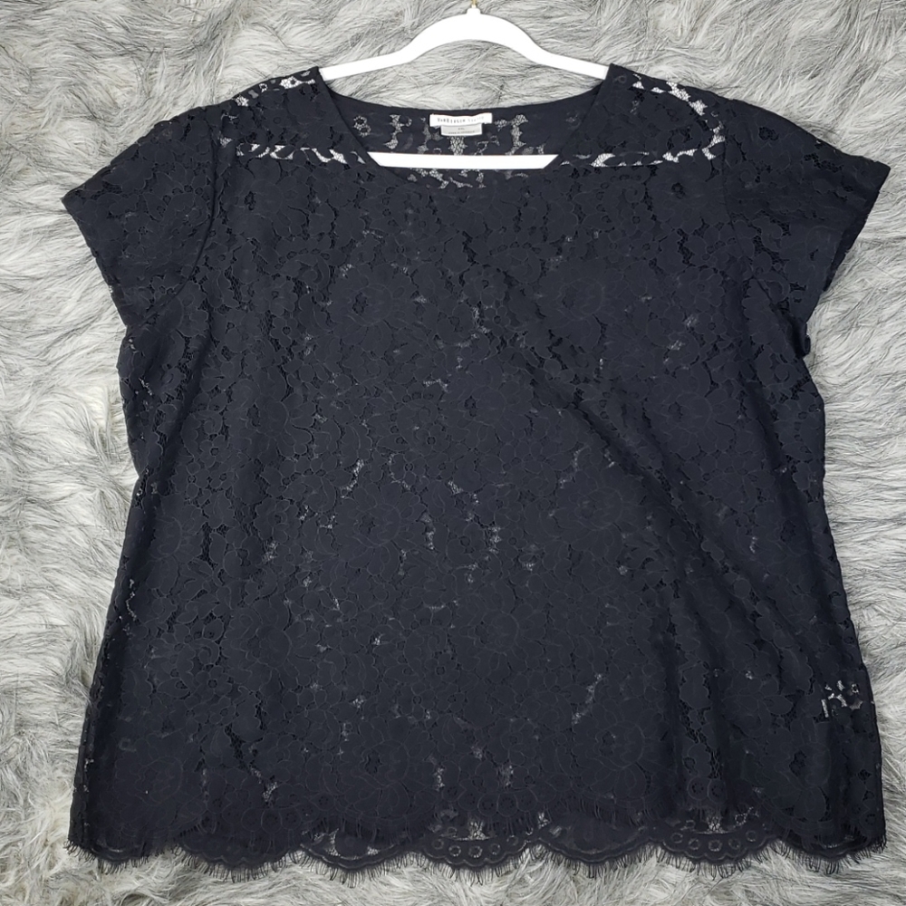 VanHeusen black floral lace top. Sz XXL